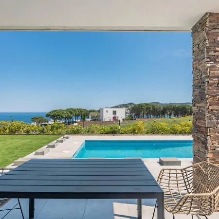 Cala Serena Private Mediterranean Retreat *